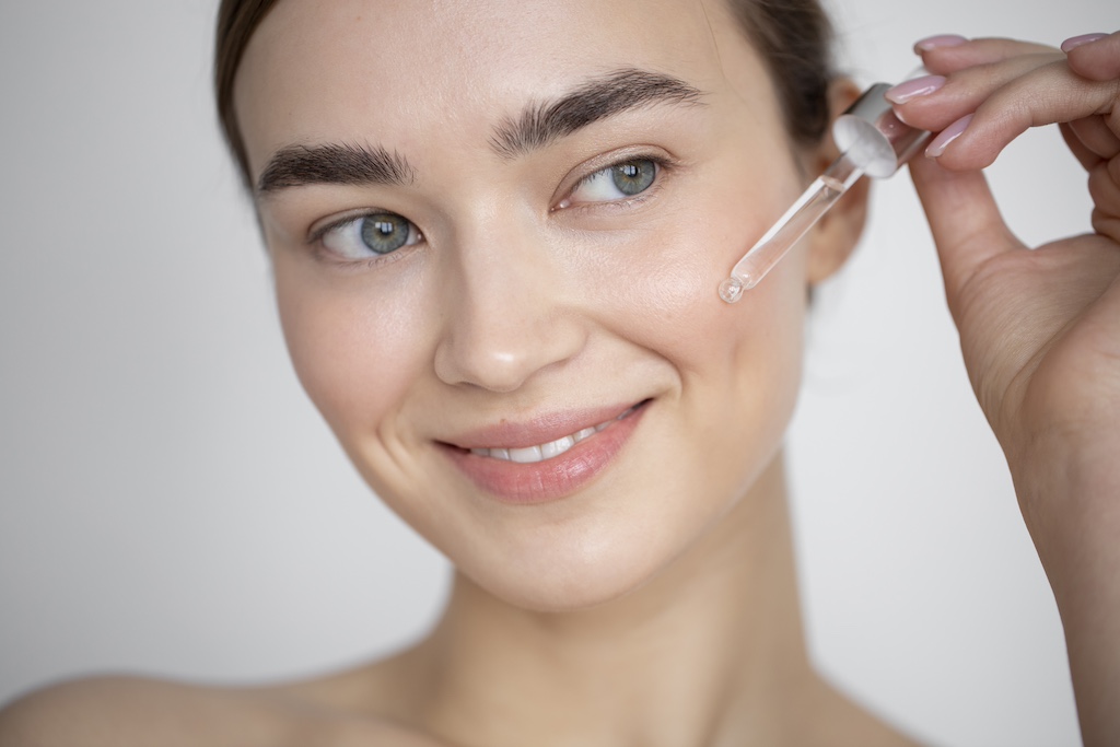 Nếu đã lạm dụng peel tại nhà, nên chăm sóc da thế nào?