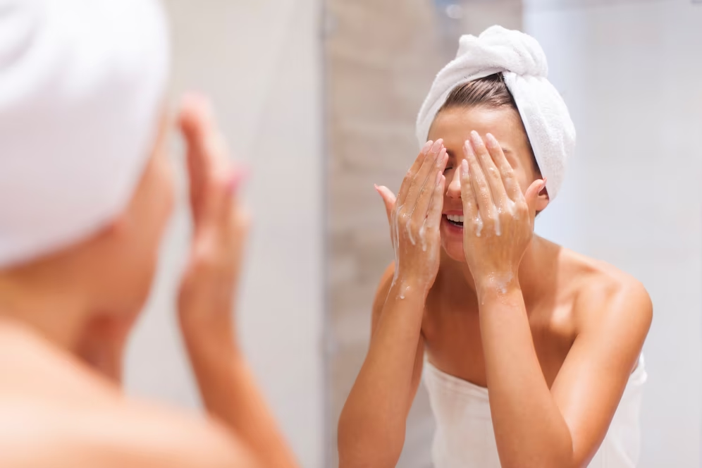 Cách đắp mặt nạ giấy đúng cách cho hiệu quả 