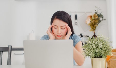 mụn bọc sưng đỏ