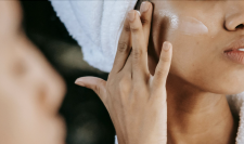 kem chống nắng cho da treatment giúp phục hồi da.