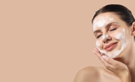Top sữa rửa mặt se khít lỗ chân lông cho da thông thoáng
