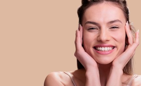 Vì sao nhiều người không có mụn? Cách chăm da ngừa mụn