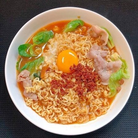  Mối liên hệ giữa ăn mì và mụn