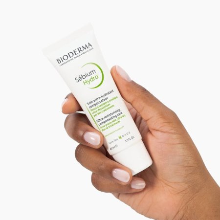 Bioderma Sébium Hydra giúp cấp ẩm, làm dịu và hỗ trợ phục hồi hàng rào bảo vệ da