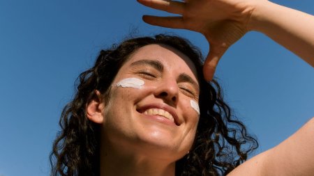Bí quyết sử dụng kem chống nắng cho da treatment hiệu quả