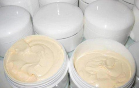 da nhiễm corticoid do kem trộn