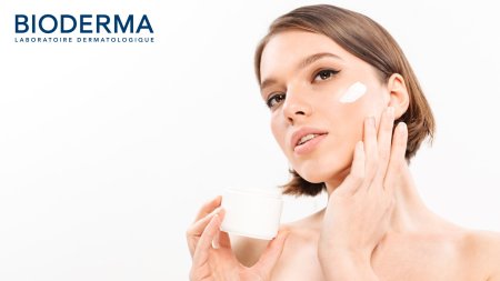 Lưu ý cần biết khi lựa chọn kem dưỡng cho da dầu mụn có lỗ chân lông to 