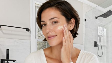 Nên thoa kem đúng lượng, đúng thời điểm để bảo vệ da tối ưu
