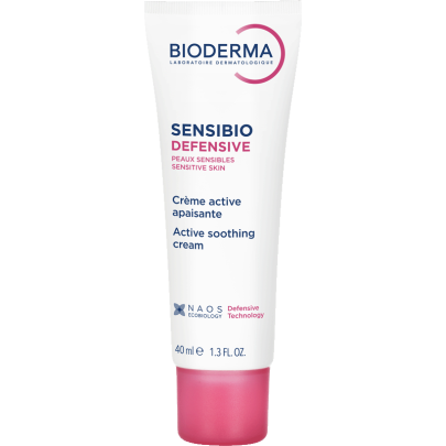 Sensibio Defensive giúp dưỡng ẩm và hỗ trợ tăng cường hàng rào bảo vệ da nhạy cảm. 